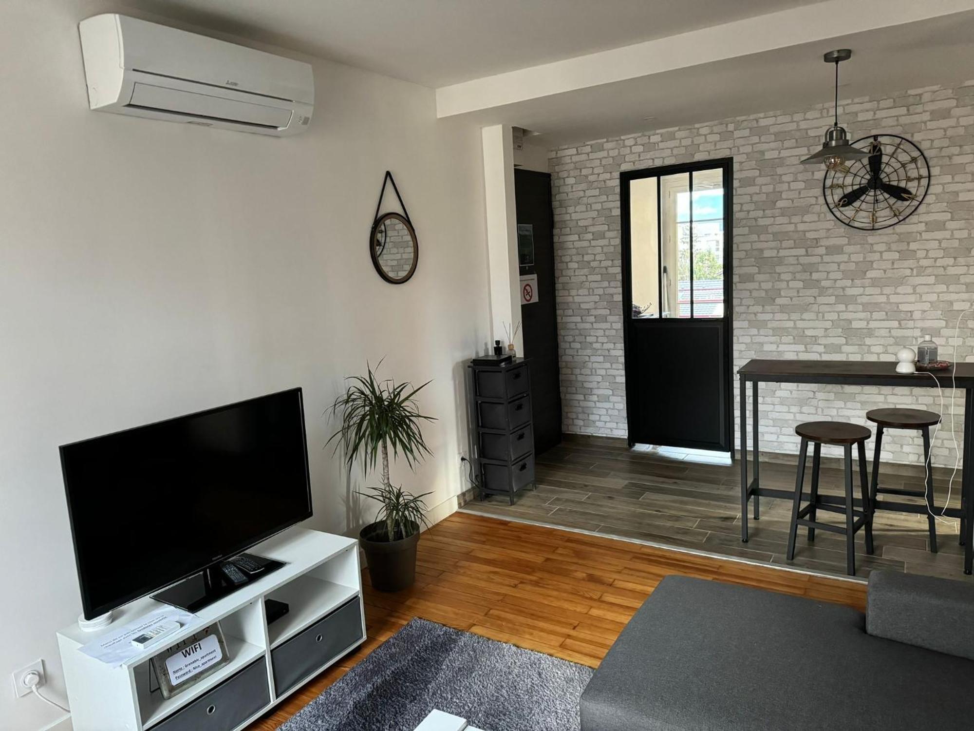 Appartement Proche Grenoble Centre Et Campus Saint-Martin-dʼHères Exteriör bild